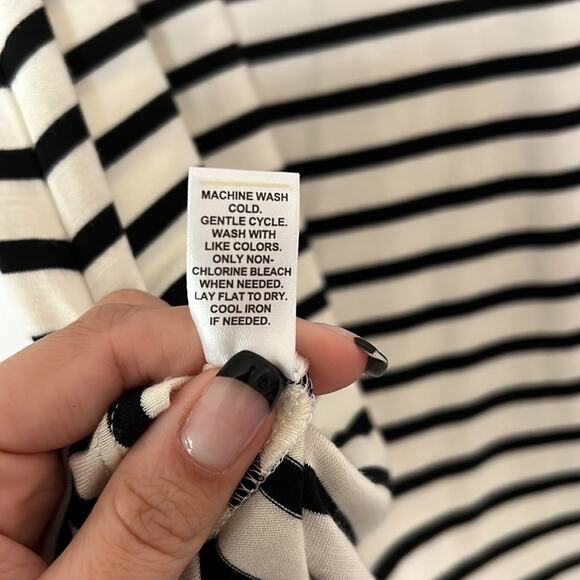 Cato Ruffle Collar Sleeveless Striped Blouse - Picture 6 of 6